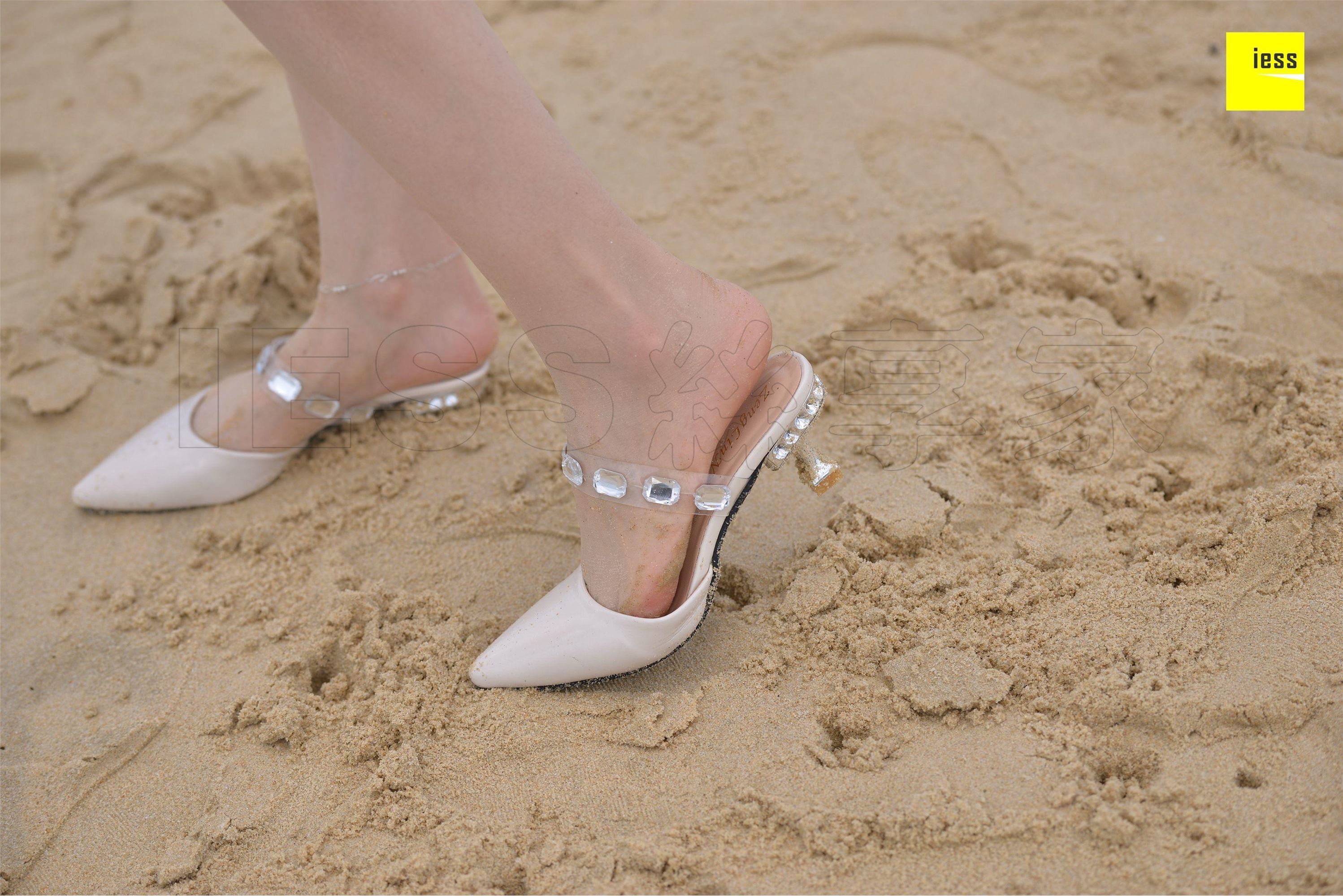 IESS异思趣向  2018.07.18《魔鬼周三》特刊28期：佳佳 沙滩制服·丝享家Ⅱ